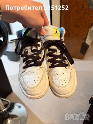 Маратонки Nike Air Jordan, снимка 2 - Детски маратонки - 54444653