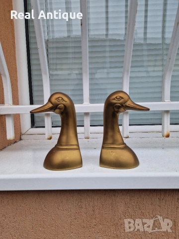Чифт страхотни антикварни бронзови фигури статуетки стопери за книги 