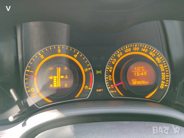 Toyota Corolla 2.0 D4D 126kw, снимка 12 - Автомобили и джипове - 54391255