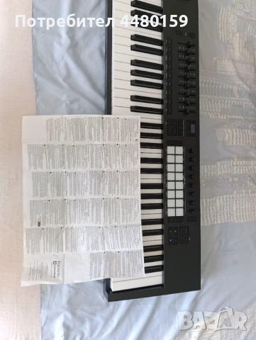 Novation Launchkey 61 MK4 в отлично състояние, снимка 9 - Пиана - 54925442