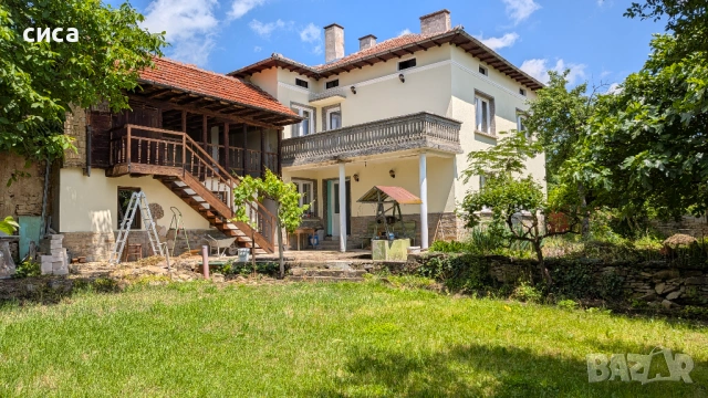 Голяма къща в с.Гостилица, снимка 12 - Къщи - 46810131
