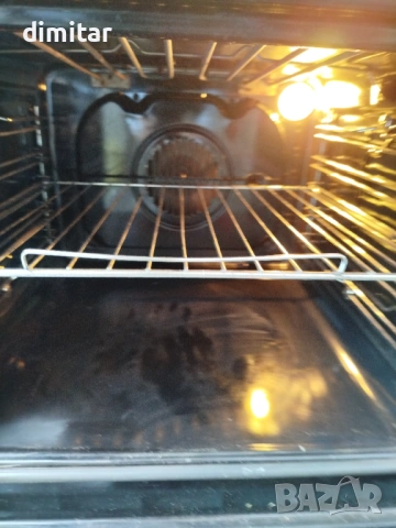 Свободно стояща готварска печка Indesit стъклокерамичен плот, снимка 11 - Печки, фурни - 54224143