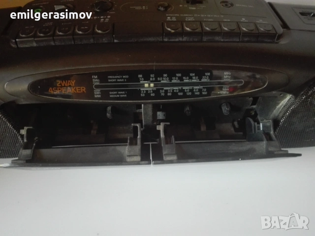 Радиокасетофон SANYO , радио NORD MENDE и Neywa 402., снимка 5 - Антикварни и старинни предмети - 51097242