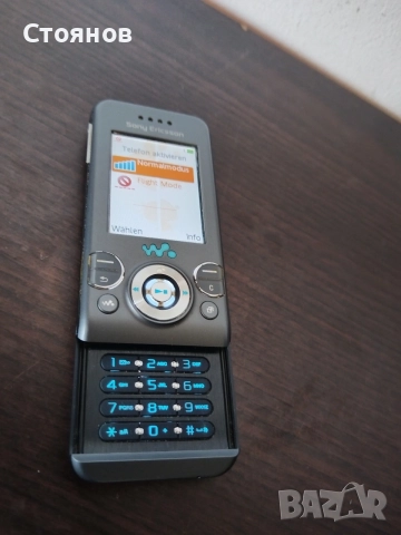 Телефон Sony Ericsson W580i