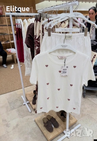 луксозни пижами със сърца на Victoria's secret 