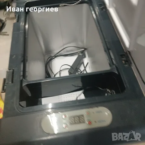 Хладилник -фризер 12-24волта , снимка 2 - Хладилни чанти - 55666338