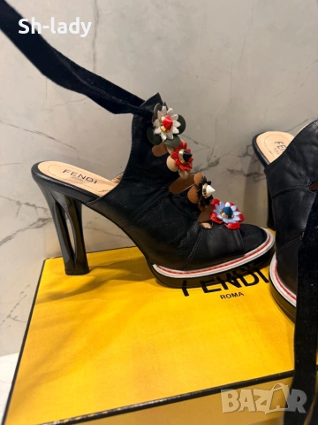 Кожени сандали Фенди, снимка 9 - Сандали - 54072302