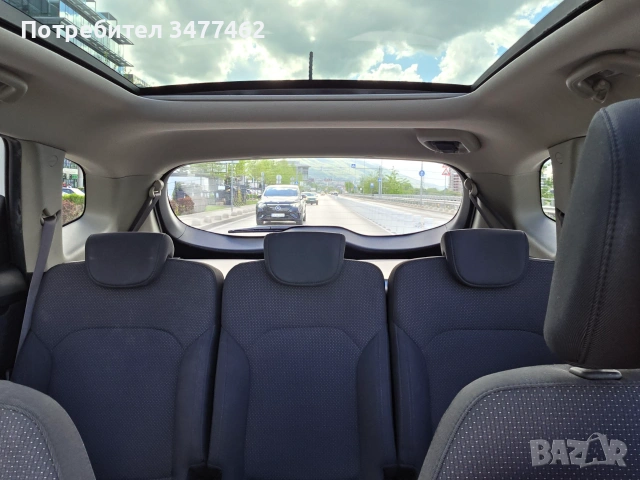 Продава Kia Carens, семеен автомобил в отлично състояние, снимка 12 - Автомобили и джипове - 55129619