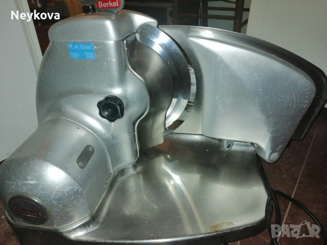 Професионална  колбасорезачка Berkel 834