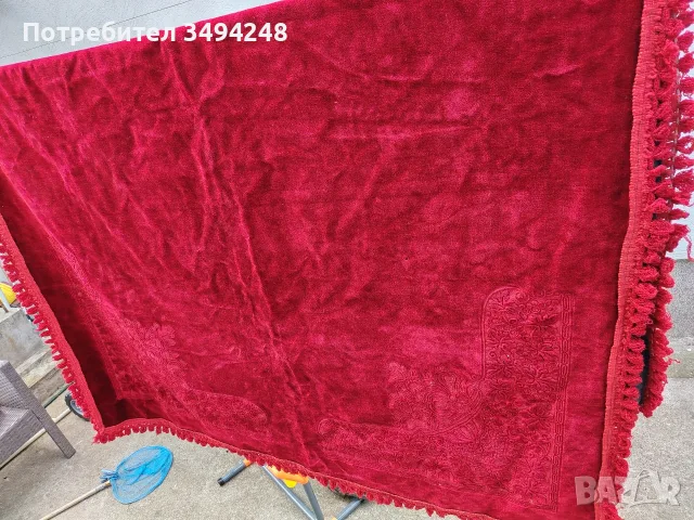 Луксозно кадифено покривало за маса , снимка 2 - Покривки за маси - 55609992