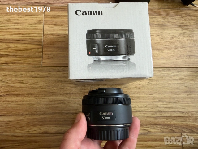 Canon EOS 2000D+Обектив 18-55+Обектив 50mm f/1.8 STM/Пълен комплект, снимка 5 - Фотоапарати - 54596770