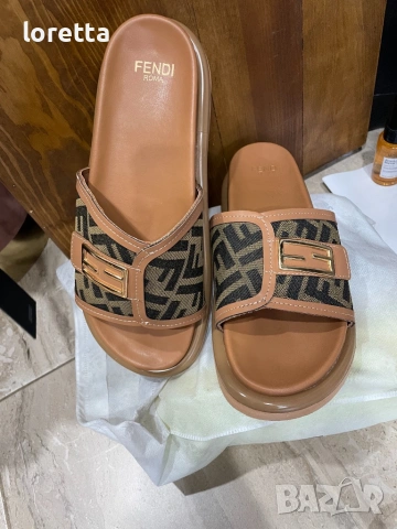 Чехли Fendi , снимка 2 - Чехли - 54259665