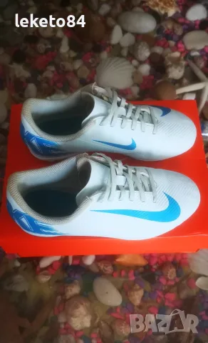 Детски бутонки футболни обувки Nike Найк Mercurial номер 33, снимка 3 - Футбол - 55573569