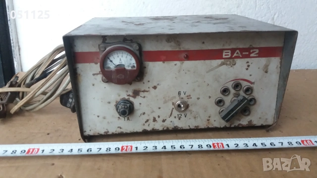 руско устройство за зареждане на акумулатор, снимка 2 - Аксесоари и консумативи - 54033919