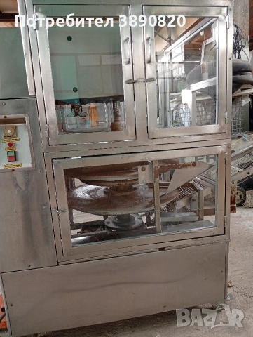 Продавам хлебопекарна/ машина за тортили, снимка 4 - Други машини и части - 52456178