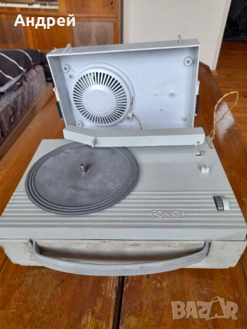 Стар грамофон Fonica Vratek, снимка 7 - Антикварни и старинни предмети - 54345688