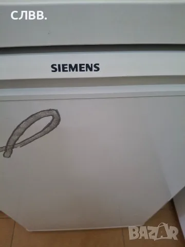 Продавам хладилник SIEMENS , снимка 2 - Хладилници - 55687612