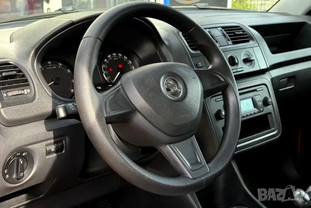 Skoda Fabia 1.2i *Климатик* Евро 5B - 2014г., снимка 5 - Автомобили и джипове - 55506022