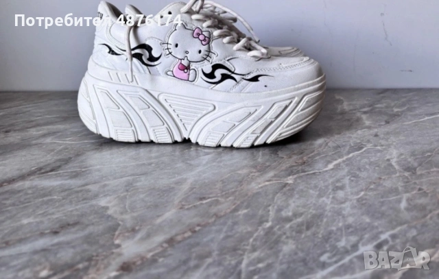 Hello kitty bershka обувки, снимка 2 - Маратонки - 55176009
