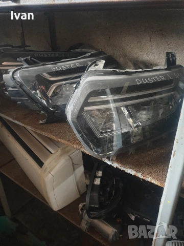 Фарове за Дачия Дъстер, снимка 2 - Части - 53961242