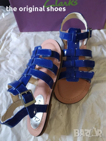 Нови сандали Clarks, естествена кожа, номер 32,5 , снимка 2 - Детски сандали и чехли - 54706814