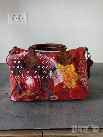 Дамска чанта Desigual, снимка 4 - Чанти - 55602830