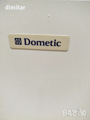 Хладилник DOMETIC - 12 V/ 220 V/ GAS, снимка 5 - Хладилни чанти - 55223750