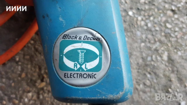 Биеща дрелка бормашина BLACK AND DECKER , снимка 4 - Бормашини - 54388629