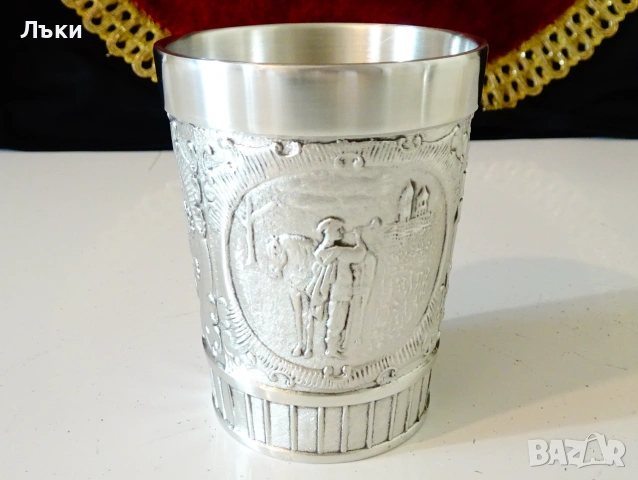 Калаена чаша за вино,конник,ангел,ловен знак. 