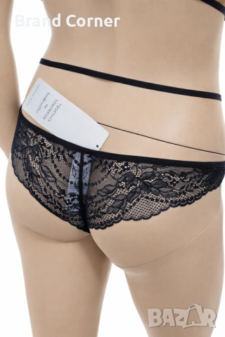 Hunkemöller дамско долнище с дантела и тънки ленти – размер M, снимка 3 - Бельо - 54516279