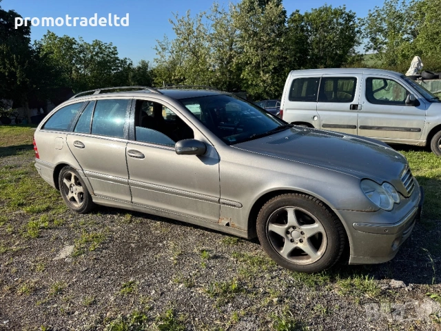 Мерцедес С220 W203 facelift Mercedes C220 150hp., снимка 4 - Автомобили и джипове - 54606766