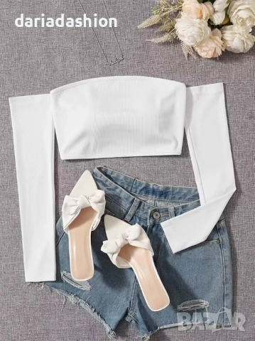 Бял къс топ с открити рамене-5евро