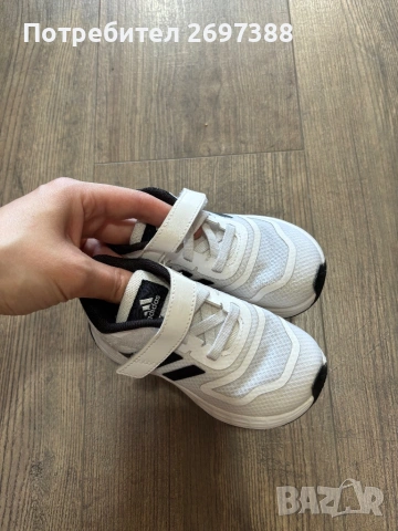 Детски маратонки Adidas , снимка 4 - Бебешки обувки - 54359195