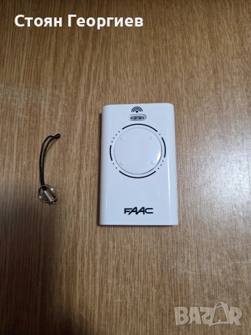 Дистанционно управление за гаражни врати и автоматизация FAAC XT4 868 SLH LR