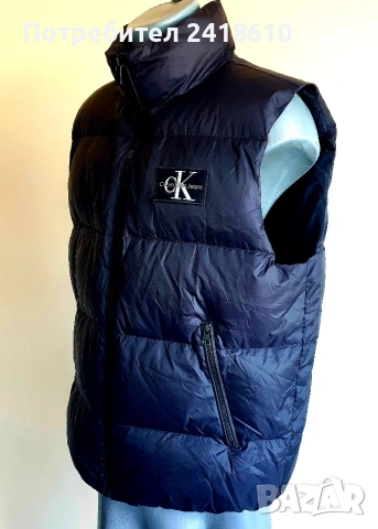 Calvin Klein Down Vest Mens Size XL ОРИГИНАЛ Мъжки Пухен Елек!, снимка 9 - Спортни дрехи, екипи - 54305390