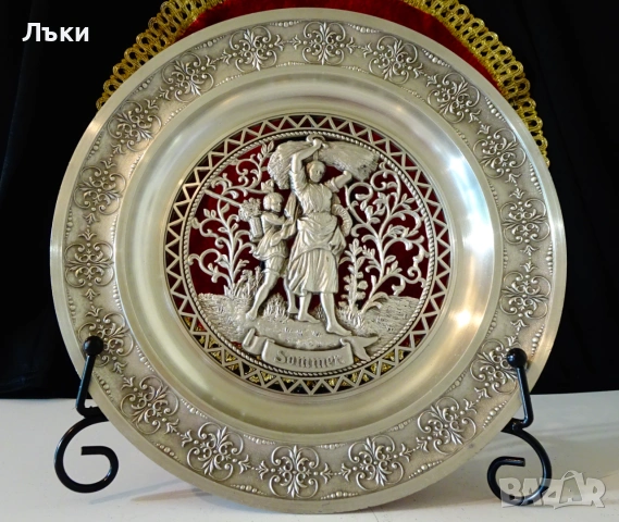 Калаена чиния с картина Жътва,Лято. 