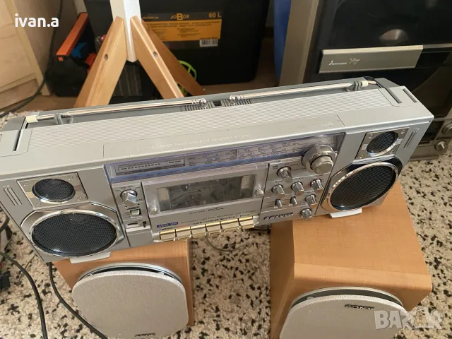 Касетофон Sanyo M7900, снимка 2 - Радиокасетофони, транзистори - 55606784