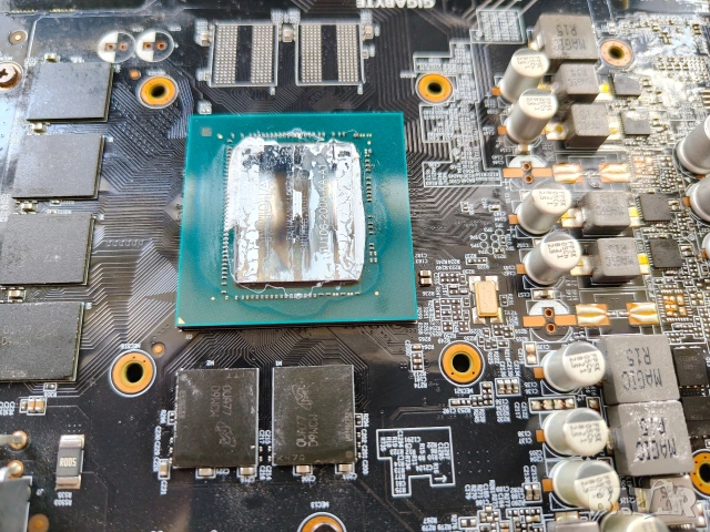 GB Nvidia rtx 2060 6GB за части , снимка 2 - Видеокарти - 55077377