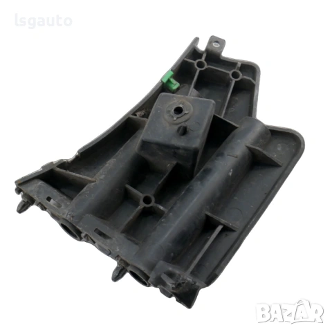 Десен държач предна броня Volvo V60 2010-2014 ID: 160997 ОЕМ № 30796626, снимка 2 - Части - 54690290
