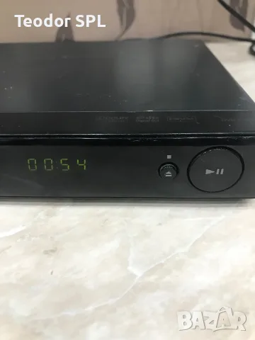 Samsung cd dvd player , снимка 4 - Плейъри, домашно кино, прожектори - 55665419