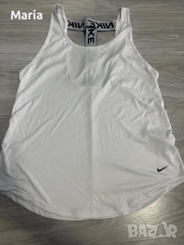 Оригинален дамски спортен потник Nike Dri-FIT – размер M