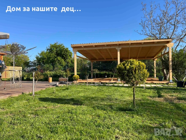 Дървена веранда 