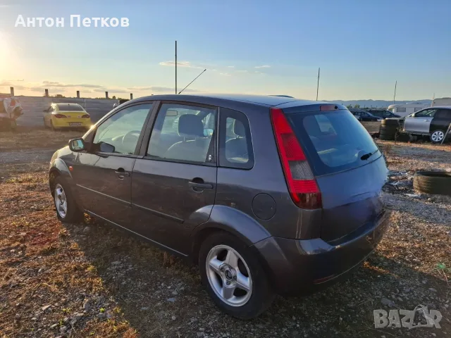 Продавам Форд Фиеста на части, снимка 5 - Части - 55340784