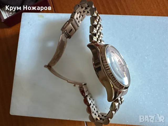 Продавам Дамски позлатен Michael kors в перфектно състояние, цена-69€, снимка 9 - Дамски - 55618084