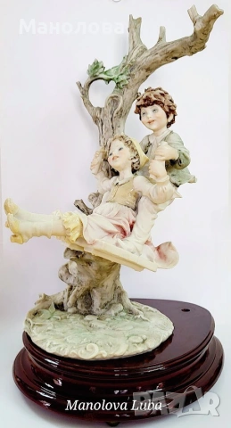 Голяма фигура Capodimonte подписана B. Merli., снимка 5 - Колекции - 55255791