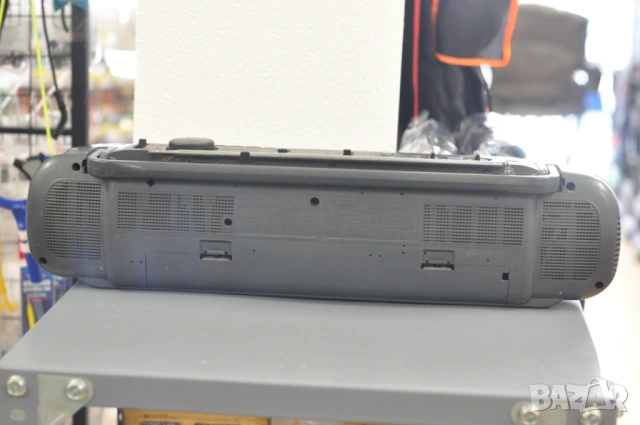 Радиокасетофон Sanyo M W731K, снимка 2 - Радиокасетофони, транзистори - 53993627