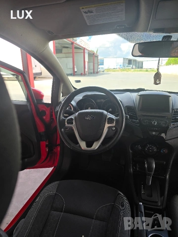 Ford Fiesta 1.6 SE, снимка 12 - Автомобили и джипове - 55285555