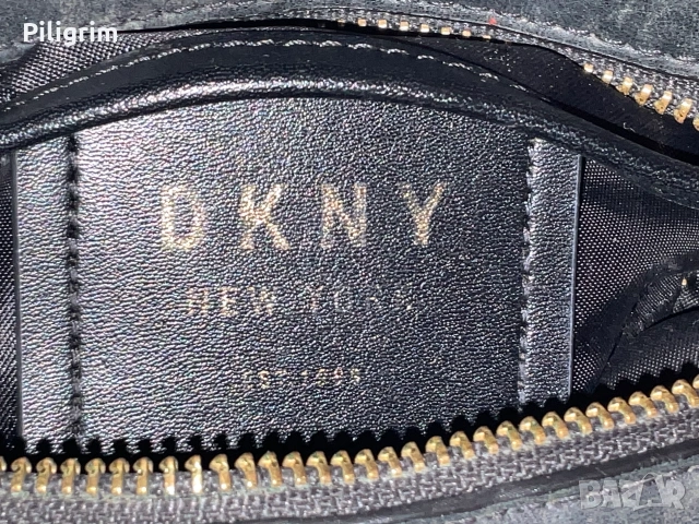 Чанта за колан DKNY Allen., снимка 7 - Чанти - 55272912