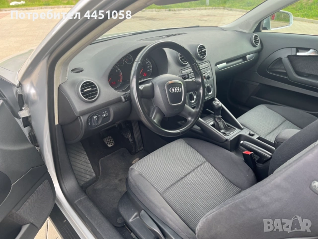 Продавам запазен Audi A3, 3-врати, 1. 6 бензин, 102 к. с., ръчни скорости , снимка 7 - Автомобили и джипове - 54929602