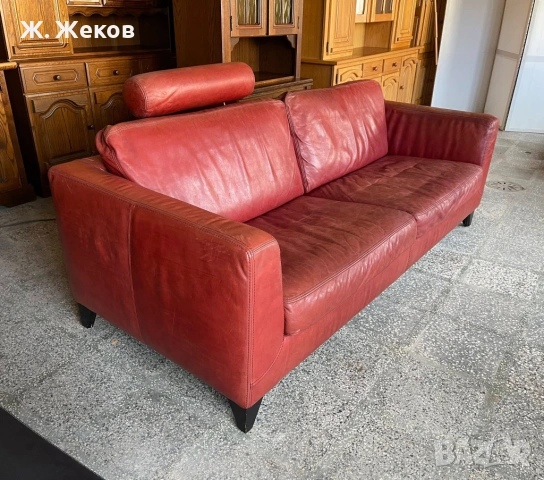 Червен кожен диван, снимка 4 - Дивани и мека мебел - 53986261